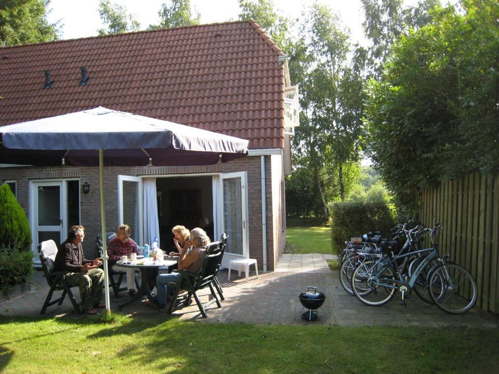 Vakantiepark De Bronzen Eik Sellingen Szoba fotó
