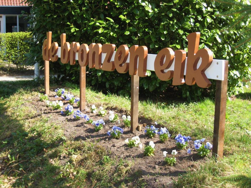 Vakantiepark De Bronzen Eik Sellingen Kültér fotó